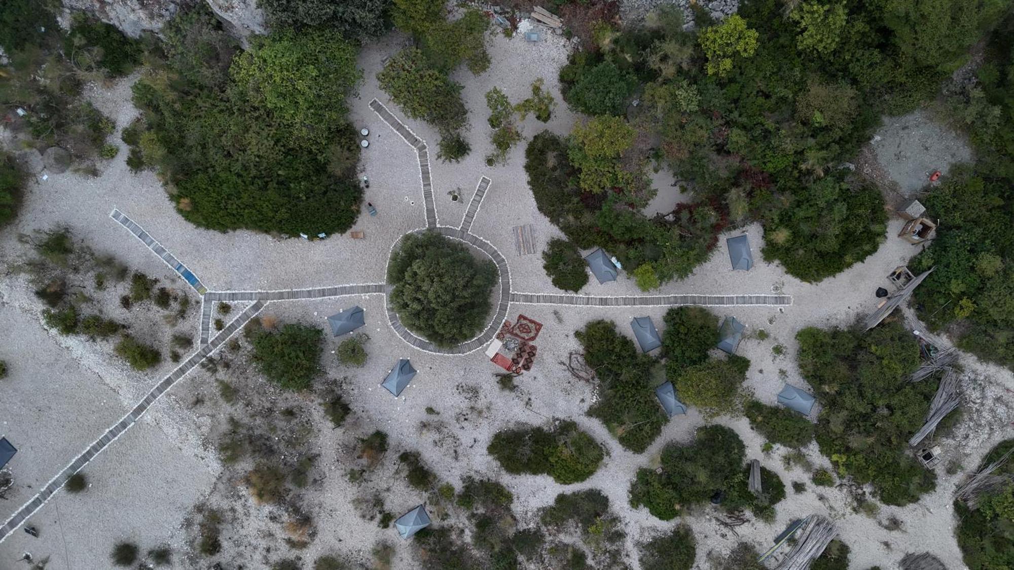 Lost Paradise Eco Camping Himare Buitenkant foto