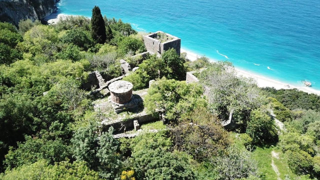 Lost Paradise Eco Camping Himare Buitenkant foto