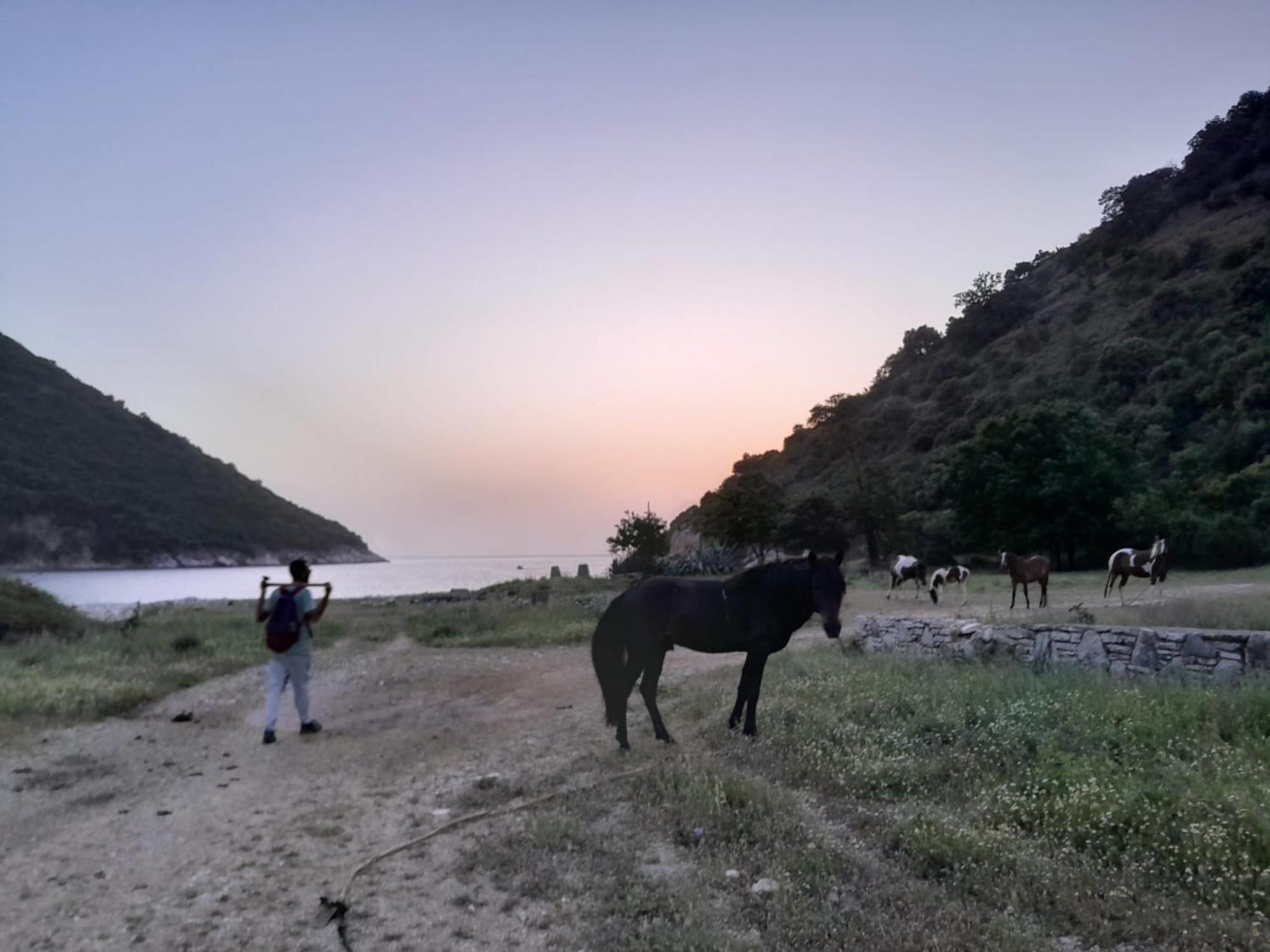 Lost Paradise Eco Camping Himare Buitenkant foto
